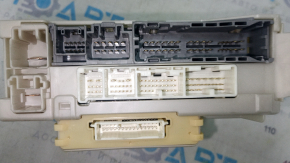 FUSE BOX Module Lexus IS250 IS300 IS350 06-13 сломано крепление