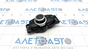 Control de navigație Infiniti QX30 17-