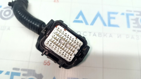 Фишка на блок ECU компьютер двигателя Honda CRV 12-14 белая