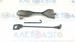 Крепление АКБ Lexus IS250 IS350 06-13 2 части, ржавое