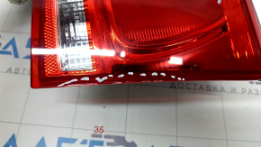 Lampă spate interioară, dreapta VW Touareg 13-14 halogen tip 2, uzată, ciobită