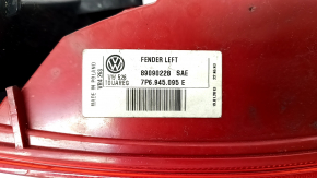 Lumina aripa exterioara stanga VW Touareg 11-14 halogen, zgarieturi, fisuri, tampoane de ghidare rupte