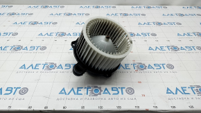 Motorul ventilatorului de încălzire Kia Forte 4d 14-18