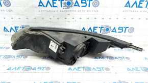 Far dreapta fata gol Chevrolet Volt 11-15 nisip, fisura, gauri nestandard