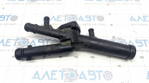 Corpul termostatului VW Touareg 11-17 3.6