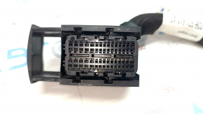 Фишка на блок ECU компьютер двигателя VW Touareg 13-14 3.6 малая