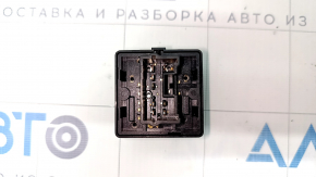 Кнопки подогрева передних сидений Mitsubishi Outlander 16-22 рест