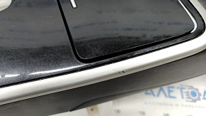 Консоль центральная подлокотник и подстаканники Mitsubishi Outlander 16-18 рест, 4WD, черная, царапины, под чистку