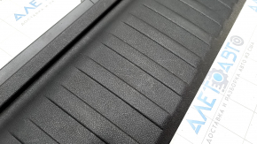 Накладка проема багажника BMW X5 F15 14-18 черная, царапины
