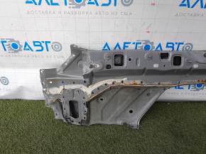 Panoul din spate al modelului Lexus RX300 RX330 RX350 RX400 04-09, argintiu, cu coroziune.