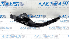 Накладка порога задняя левая внутренняя BMW X5 E70 07-13 черная, надломаны крепления