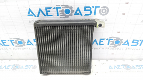 Evaporator Infiniti FX35 FX45 03-08 cu supapă