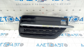 Grila bara de protectie fata dreapta Volvo XC90 16-19 cu turnare cromata pentru senzori de parcare, nisip