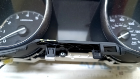 Щиток приборов Subaru Outback 15-15 сломано крепление