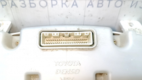 Panoul de bord Lexus ES300 ES330 zgârieturi, lipsă fragment de caroserie