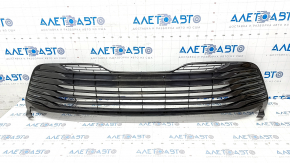 Grila inferioară în fața barei de protecție Toyota Camry v70 18-LE usa fără cârlig fără PTF, spartă, presată, elemente de fixare rupte
