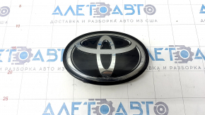 Эмблема решетки радиатора grill Toyota Camry v70 18-20 под радар