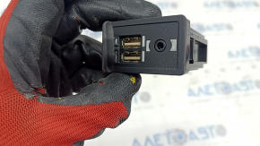 USB Hub, AUX Lexus IS 14-20