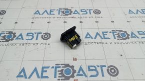 Hub USB, AUX Nissan Versa Note 13-19 zgârietură