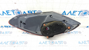 Фонарь правый Mercedes C-class W205 15-18 LED, царапины