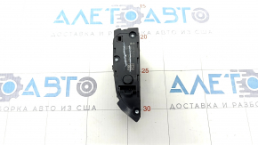 Bloc de butoane consola centrala dreapta Mercedes C-class W205 15-21 zgarieturi