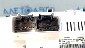 Panoul de bord Jeep Compass 11-16 zgârieturi, zăvoare sparte, fragment de caroserie lipsă