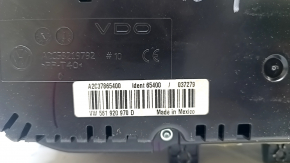 Щиток приборов VW Passat b7 12-13 USA царапины