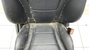 Пассажирское сидение Mercedes C-class W205 15-21 без airbag, электрическое, подогрев, кожа черная, повреждение водой, нерабочее, под чистку, отсутствует привод подушки и салазок, сломано крепление нак