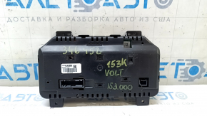 Щиток приборов Chevrolet Volt 11-15 153к царапины, отломан фрагмент стекла