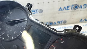 Щиток приборов Nissan Sentra 16-19 рест S 125к, царапины на стекле