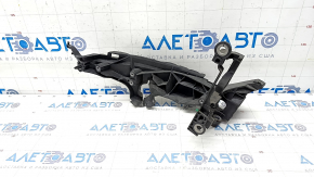 Fixare bara fata sub far, exterioara stanga Audi A4 B8 13-16 rest, fixare rupta