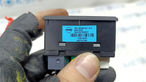 USB Hub, AUX Nissan Maxima A36 16-