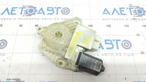 Motor electric pentru geamul din spate stânga VW Golf 15- 5 uși