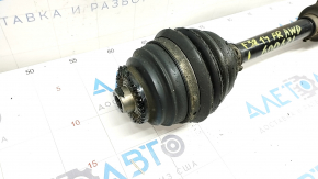 Привод полуось передняя правая BMW 4 F32/33/36 14-20 AWD ржавая, порван пыльник наружной гранаты