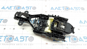 Mecanismul mânerului ușii din spate stânga al Volvo V90 17-22 SUA cu keyless și iluminare.