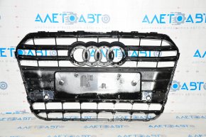 Grila radiatorului asamblată Audi A6 C7 12-15 pre-facelift cu senzori de parcare, negru lucios nou neoriginal.