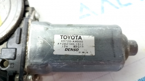 Motorul geamului electric din spate dreapta pentru Toyota Camry v30 2.4