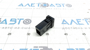 Hub USB, AUX Toyota Camry v55 15-17 SUA