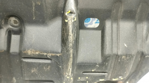 Защита двигателя правая Toyota Camry v55 15-17 usa потерта, прижата, надорвана