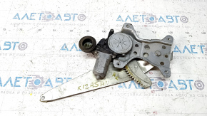 Geam electric cu motor spate dreapta Suzuki Kizashi 10-15