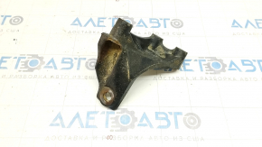 Кронштейн подушки двигателя нижний правый Toyota Camry v55 15-17 2.5