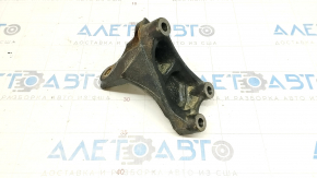 Кронштейн подушки двигателя нижний правый Toyota Camry v55 15-17 2.5