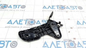 Крепление переднего бампера правое Mazda 3 19-26