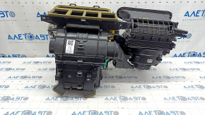 Radiatoarele asamblate Kia Niro 17-19 HEV, PHEV pentru zona duală.