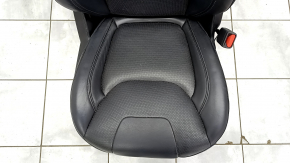 Пассажирское сидение Jeep Cherokee KL 19-23 с AIRBAG, кожа черное, электро, царапины