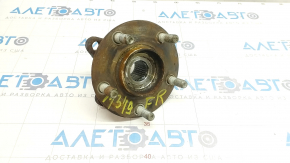 Butuc fata dreapta Mazda 3 19-