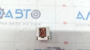 Hub USB Mazda 3 19-