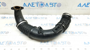 Conducta de aer de la filtru pentru Ford Escape MK4 23- 1.5T, formată din 3 piese.