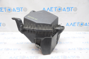 Corpul filtrului de aer pentru Lexus GS350 07-11, complet asamblat.