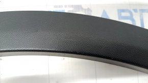 Decorație arc arip stânga față Mercedes GLC 300/350e/43 16-22 zgâriat, ghidaj rupt